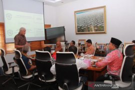 Banyuwangi tuan rumah Liga Selancar Dunia 2020