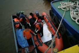 VIDEO - ABK hilang di Sungai Siak ditemukan tewas tak jauh dari lokasi jatuh