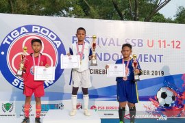 PSB Birruna Cirebon jadi juara Festival Sekolah Sepak Bola Indocement