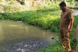 2020 Petani Mukomuko peroleh bantuan peralatan ikan bioflok