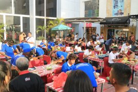 Pengunjung "DTIK Festival" Denpasar cicipi sajian aneka kuliner