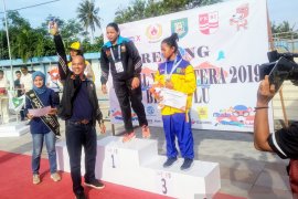 Renang sumbang emas bagi Kontingen Jambi di Porwil se Sumatera