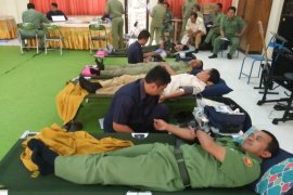 Jaga stok, puluhan pegawai PUPR Trenggalek donor darah ke PMI
