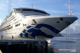 Pelabuhan Gili Mas dikunjungi kapal pesiar "Sun Princess"