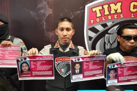 Polres Lumajang tetapkan 14 tersangka kasus bisnis Q-Net, salah satunya warga Malaysia