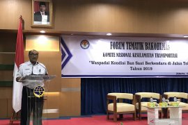 80 persen kecelakaan di tol akibat kurang tekanan ban