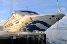 Pelabuhan Gili Mas mulai disandari kapal pesiar 300 meter