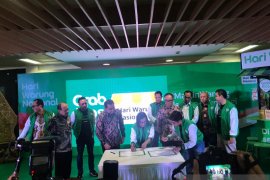 Bulog gandeng Grab distribusikan pasokan pangan