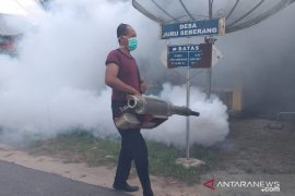 Dinkes Belitung lakukan "fogging" cegah DBD
