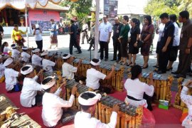 Desa Sukawati deklarasikan Desa Layak Anak