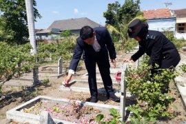 Wali Kota Kediri ajak pemuda bersatu untuk NKRI