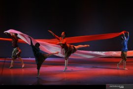 Pertunjukan tari balet Marlupi Dance Academy