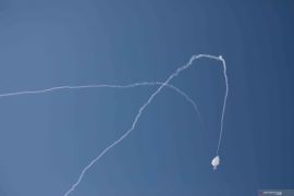 Pertahanan udara Suriah menembak jatuh rudal Israel