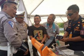 Petugas gabungan gelar operasi "odol" tekan angka kecelakaan di Tol Palikanci
