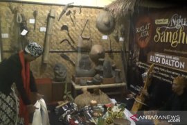Museum Kipahare Sukabumi lestarikan acara adat Sunda Mitembeyan