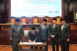 Seluruh fraksi DPRD Probolinggo setujui RAPBD 2020