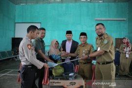 Pemda Tanah Bumbu "angkat" warga dari kemiskinan