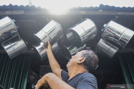 Ekonom UI minta Pemerintah DKI perkuat UMKM