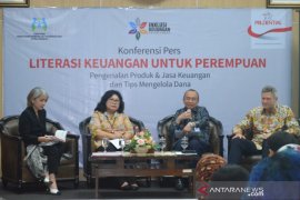 KPPPA : Perempuan perlu paham literasi keuangan