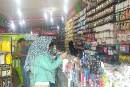 Trend aksesoris handphone, kebutuhan masyarakat meningkat