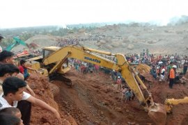Kecelakaan kerja, sejumlah pekerja masih tertimbun di kawasan tambang
