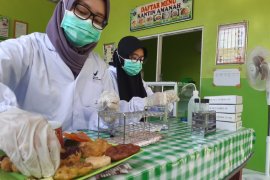 Commission asks to schools reopen school canteens