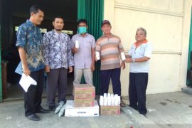 Dinas pertanian Mukomuko salurkan bantuan kurangi hama perusak padi