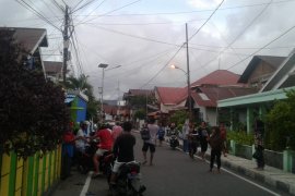 Gubernur  imbau warga Malut  tenang pascagempa 7,1 magnitudo