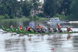 32 tim dari 7 provinsi ikuti Siak Serindit Boat Race 2024