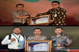 Kemenpan RB beri penghargaan Polresta Banjarmasin untuk predikat 'sangat baik' pelayanan SKCK dan SIM