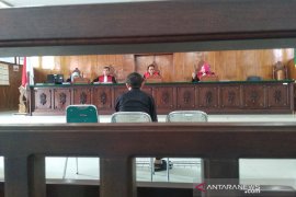 Kasus kadis pukul kepala desa, tiga warga dihadirkan sebagai saksi