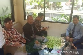 Sidang praperadilan kasus penyitaan barang terkait bisnis Q-net ditunda