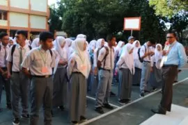 Alumni Smpn 5 Ternate Bantu Infrastruktur Sekolah Antara News Ambon Maluku