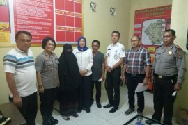 Terduga anggota jaringan teroris yang ditangkap di Binjai dikembalikan kepada keluarga