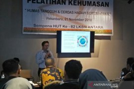 Praktisi humas Chevron berbagi pengalaman hadapi hoaks