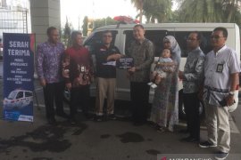 BNI Syariah serahkan ambulans untuk ACT Aceh