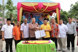 Tapsel terima hand tractor konverter kit BBM ke BBG dari Kemenristek Dikti
