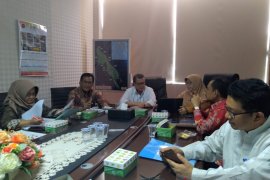 Nasrul Abit : RS Pemerintah tidak boleh berhenti layani masyarakat