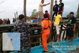Mujiono, nelayan Rohil, hilang di laut
