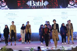 Festival Batik Banyuwangi mampu dongkrak kualitas produk lokal