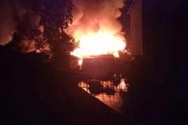 Dinsos Kalsel kirimkan 600 paket untuk korban kebakaran Pulau Sebuku