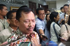 Menkes segera pangkas proses perizinan obat-obatan