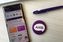 Biar internetan asik terus, download aplikasi AXISnet