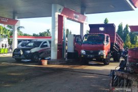 Gubernur Irwan Prayitno sebut solar bersubsidi lari ke tangan industri