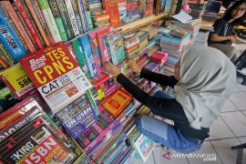 8 rekomendasi buku belajar untuk persiapan tes CPNS 2026