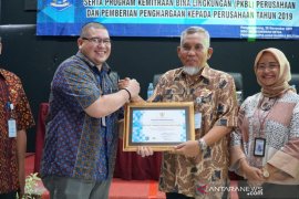 Apresiasi Program CSR, Pemprov Babel beri penghargaan untuk PLN Babel