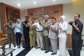 Komisi I DPRD Tabalong kunker ke  Disdukcapil Kota Surabaya