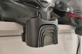 Supaya tak pengap saat pakai helm, coba aksesori