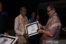 Sekretaris Dewan raih terbaik ketiga Pengelolaan Informasi Publik