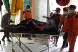 Mayat manusia dengan kondisi terpotong gegerkan warga